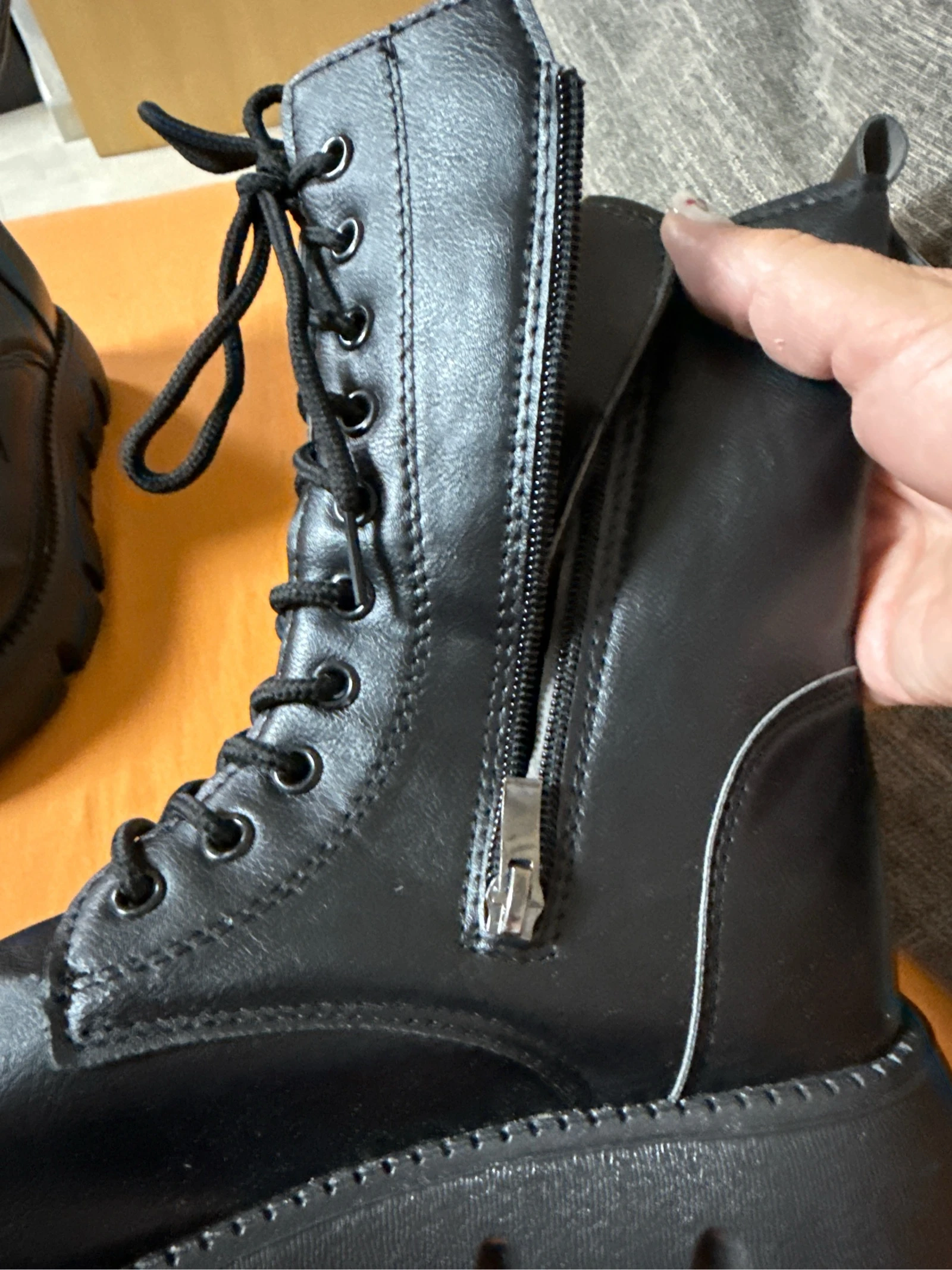 Bota estilo militar calentitas por dentro  – photo 3